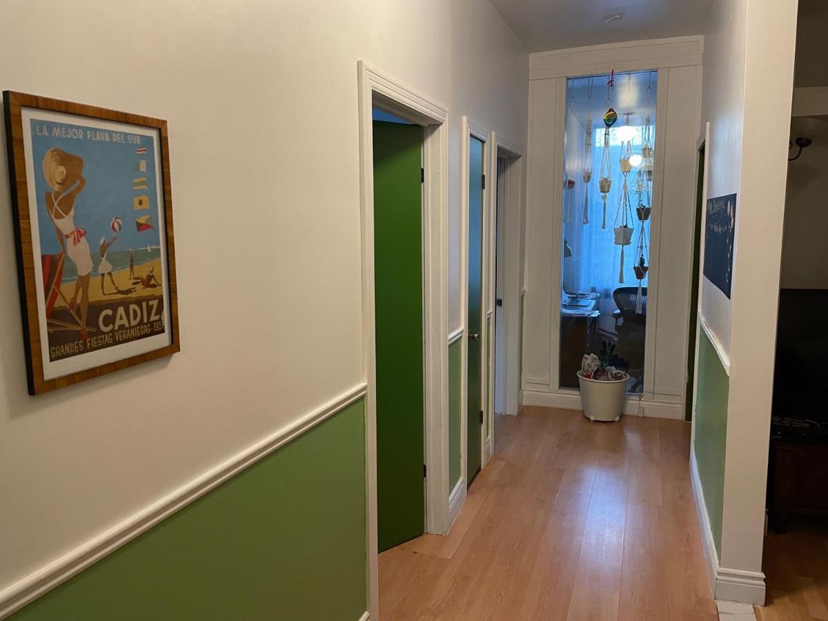 Chambres El Mediterraneo Rooms 몬트리올 외부 사진